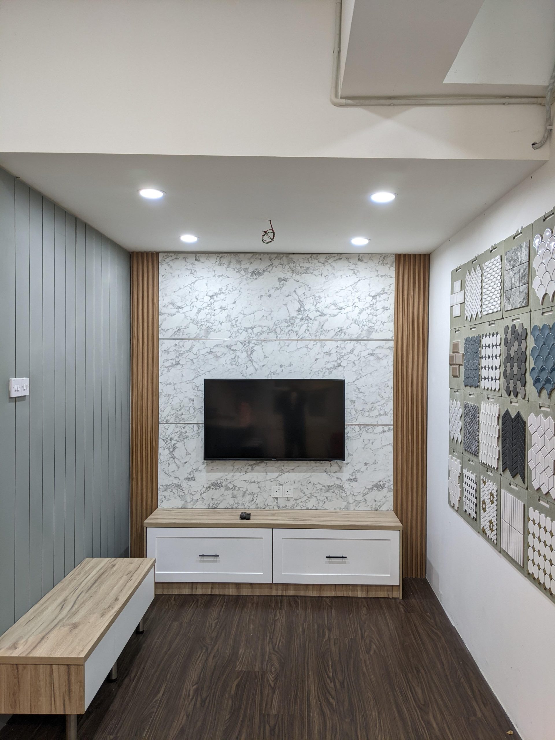 showroom kitchen cabinet