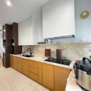 kabinet dapur laminate