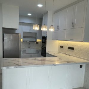 kabinet dapur quartz tabletop