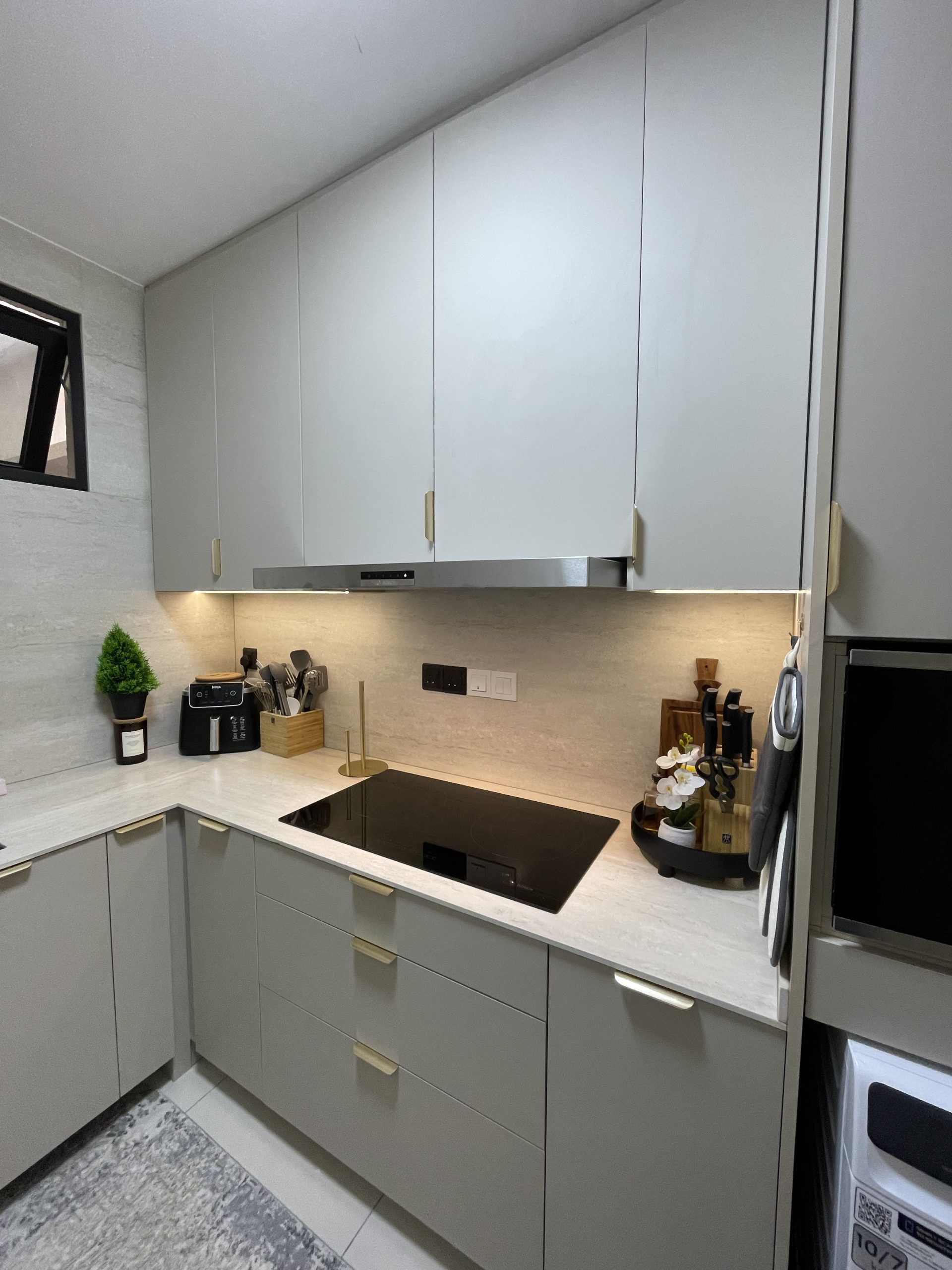 minimalis kitchen cabinet
