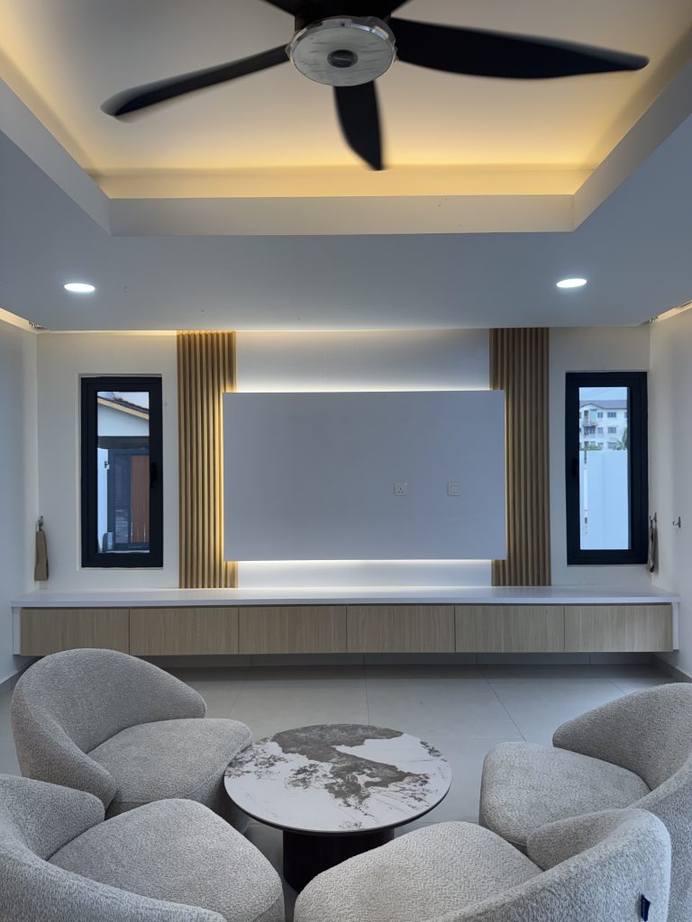 kabinet tv custom